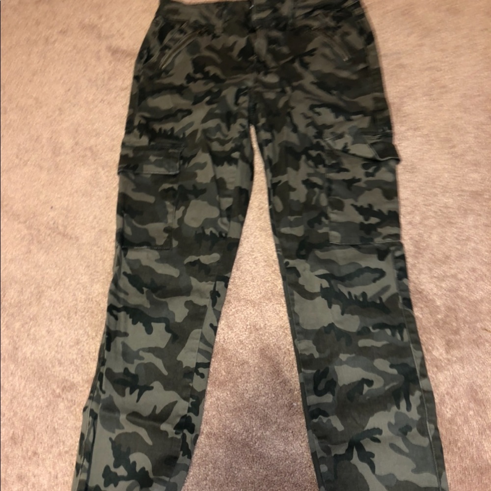 Army print jeans
